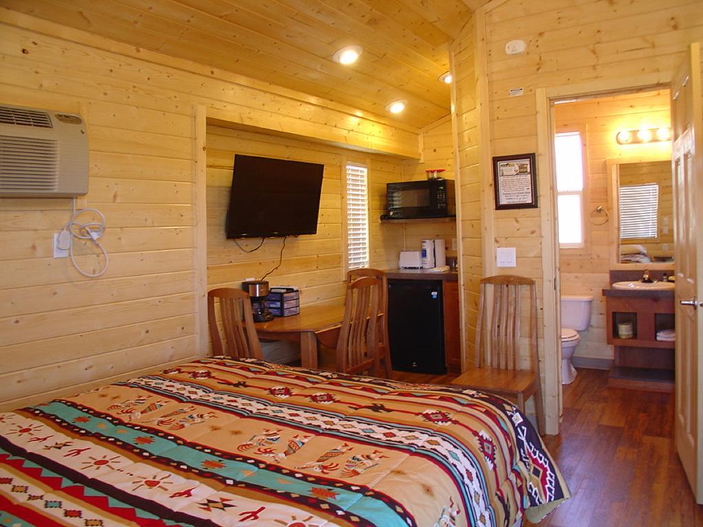 Verde Valley Studio Cabin 2 Котънууд Екстериор снимка